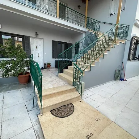 Efis Guest House Near Nafpaktos-Fully Equipped Home Exterior foto